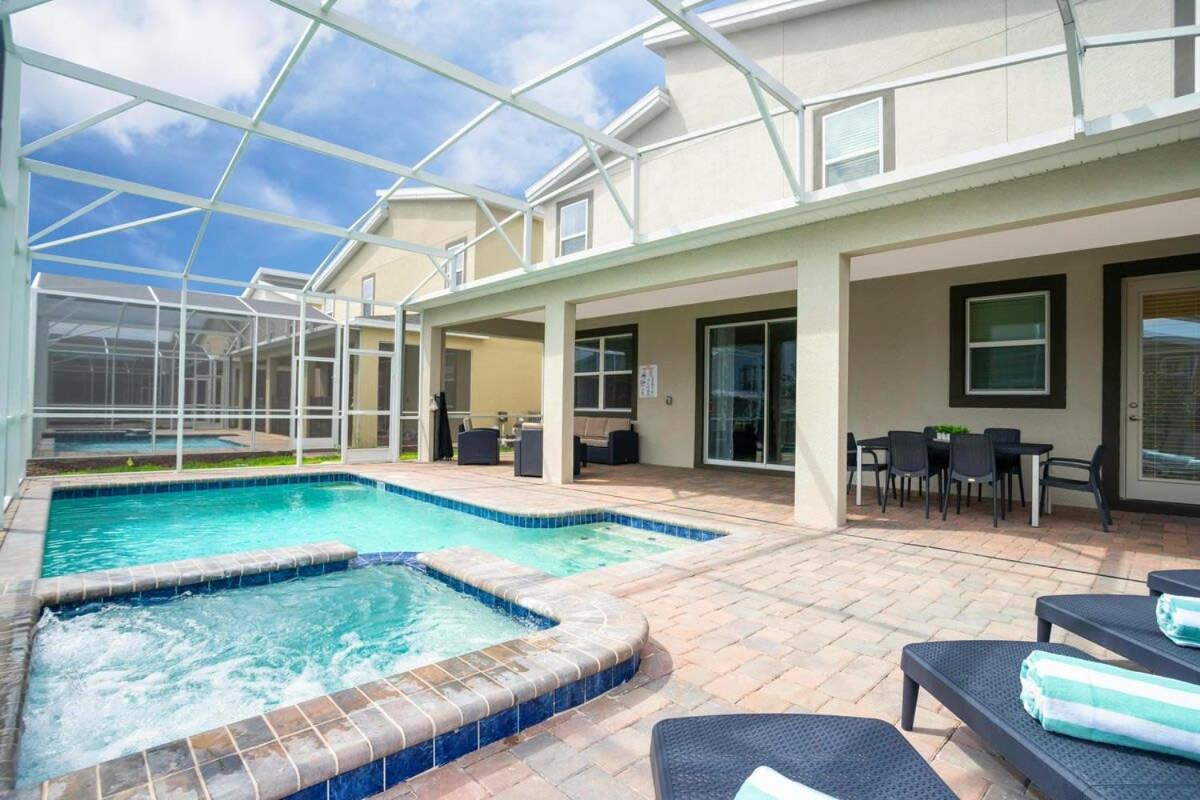 Marvelous 7bd/5ba Family Friendly W/ Gameroom & Pool Close To 1201