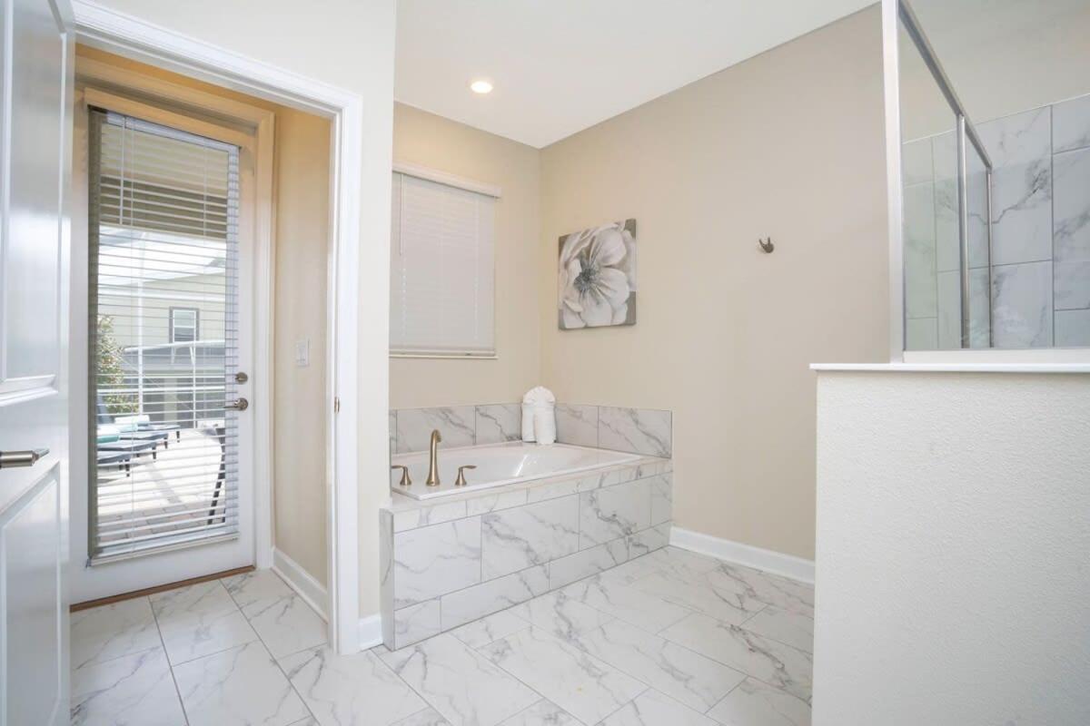 Holiday home Marvelous 7bd/5ba Family Friendly W/ Gameroom & Pool Close To 1201 *
